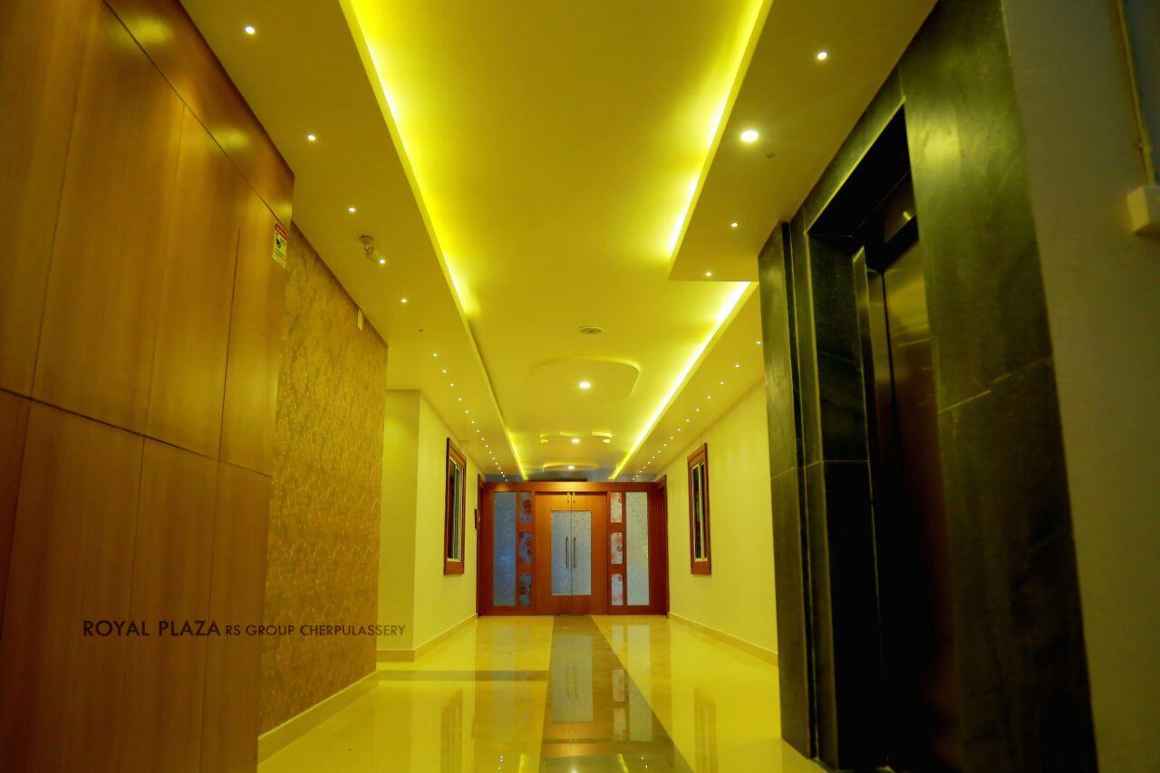 Royal Plaza Residency Hotel Cheruppulasseri Luaran gambar