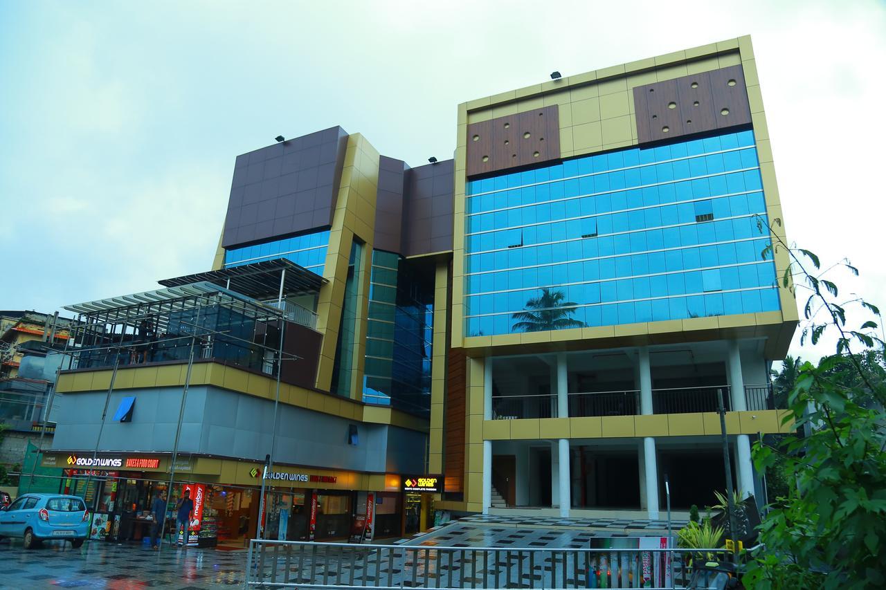 Royal Plaza Residency Hotel Cheruppulasseri Luaran gambar